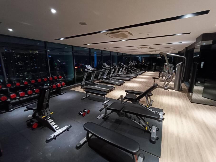 Cl 27A Insta Klcc View & Infinity Pool View Apartment Kuala Lumpur Exterior foto