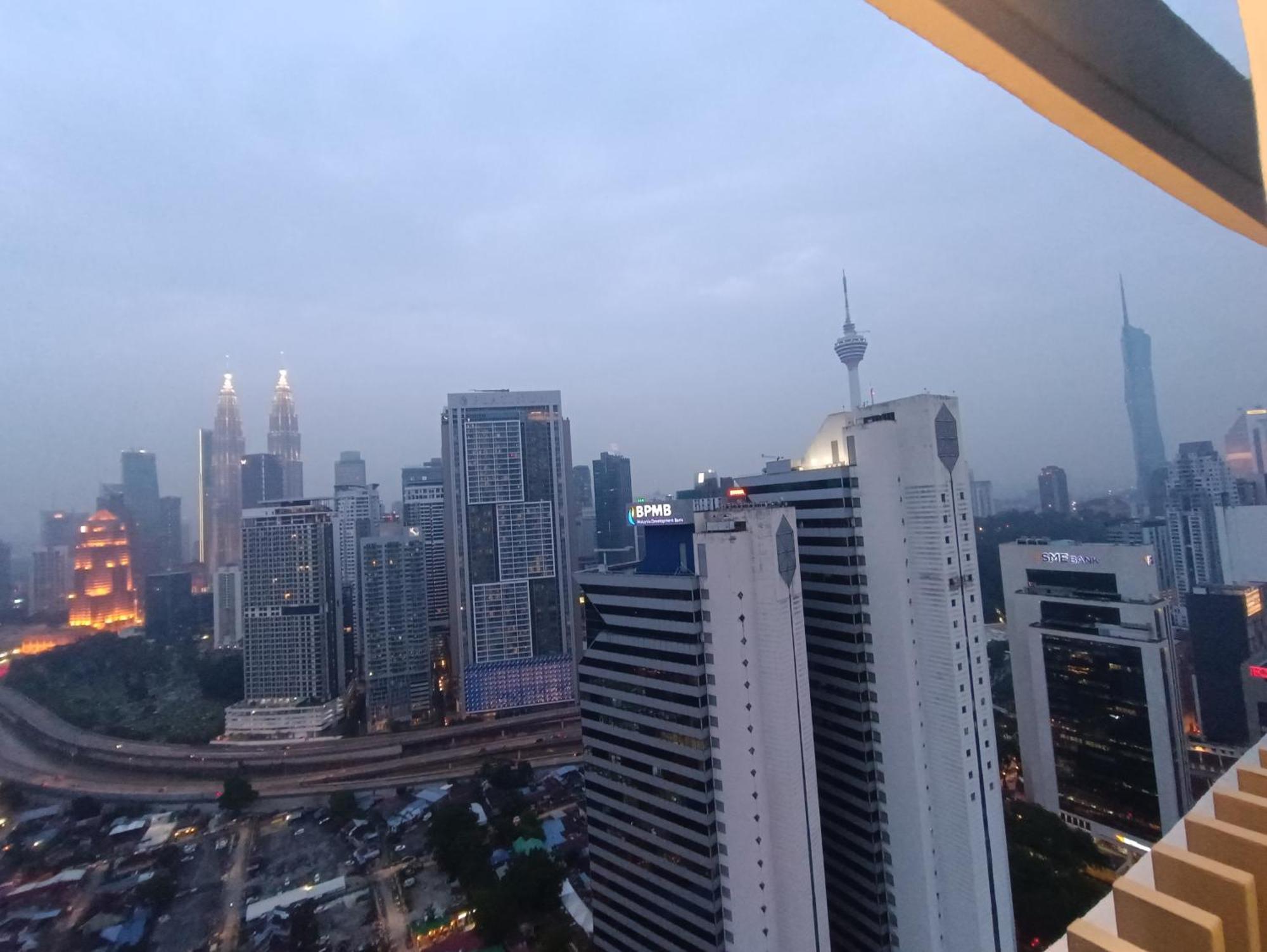 Cl 27A Insta Klcc View & Infinity Pool View Apartment Kuala Lumpur Exterior foto
